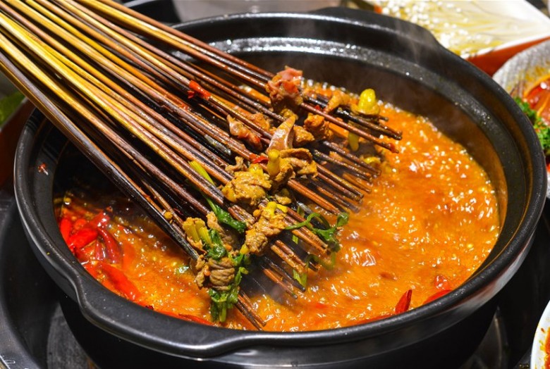 小春风扒炉串串香