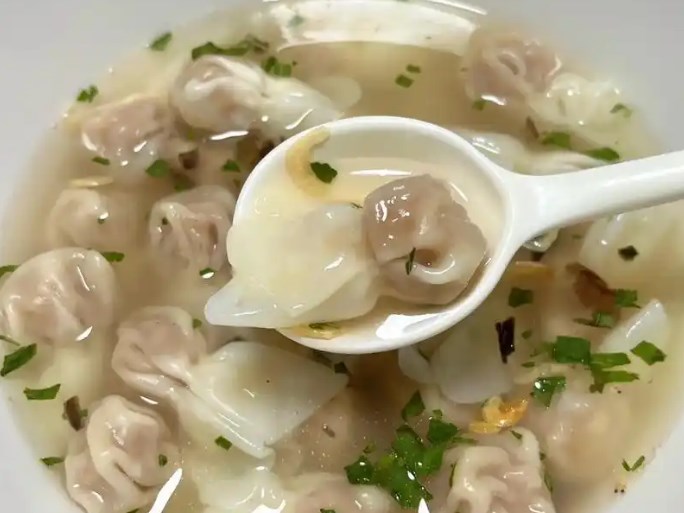 吉祥笑鸡汤云吞