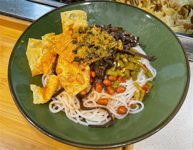 一把青螺螄粉
