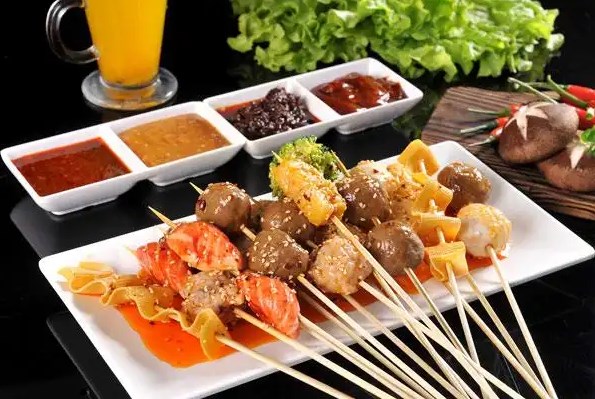 啊咻冷锅串串香