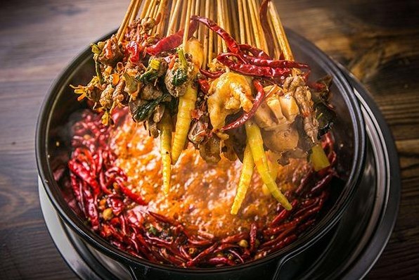 九中老白串串香加盟