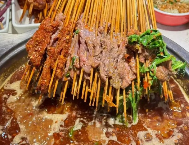 牛香阁串串香加盟