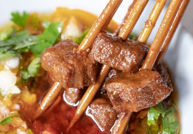 老地方油炸串串香加盟