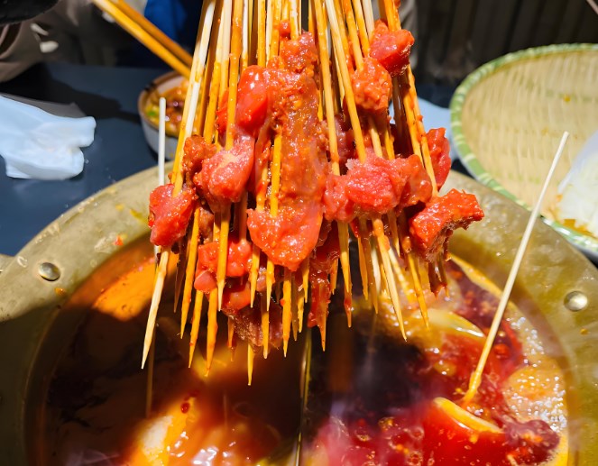 酒鲜特色火锅串串加盟 酒鲜特色火锅串串加盟