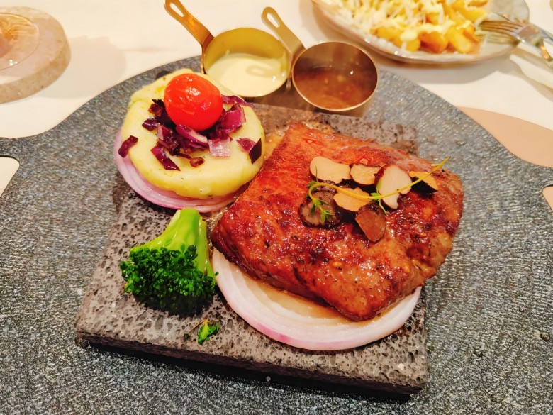 比尔奇原切牛排自助加盟