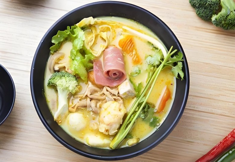 秀海福麻辣烫加盟