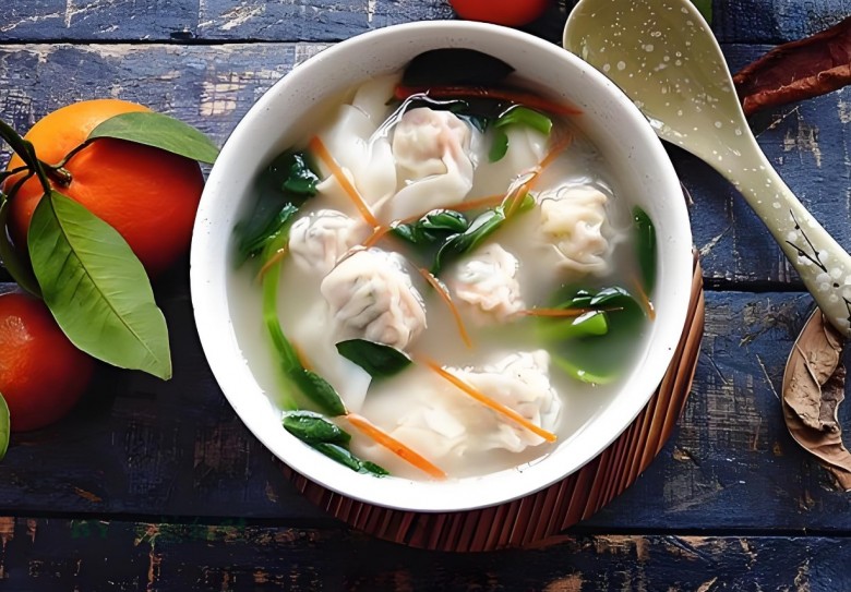 巧燕坊燕皮馄饨加盟