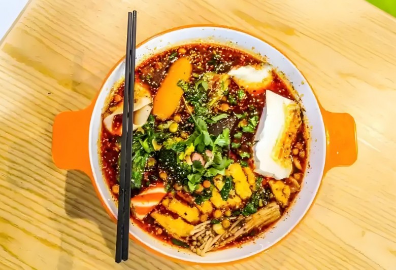 约烫麻辣烫加盟