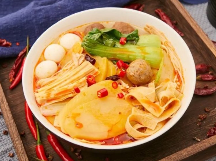 闺蜜搭伴麻辣烫加盟