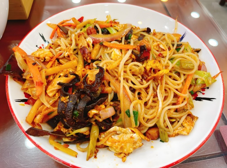 丁大胆爆炒螺蛳粉加盟