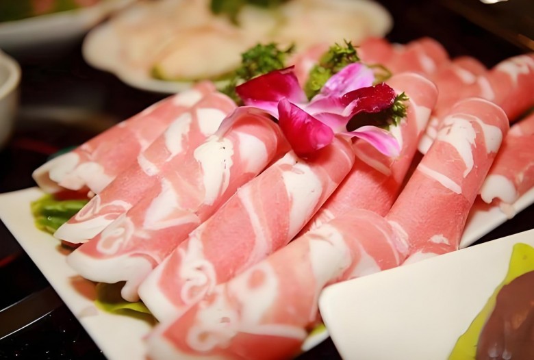 李姑婆鲜切牛肉火锅加盟