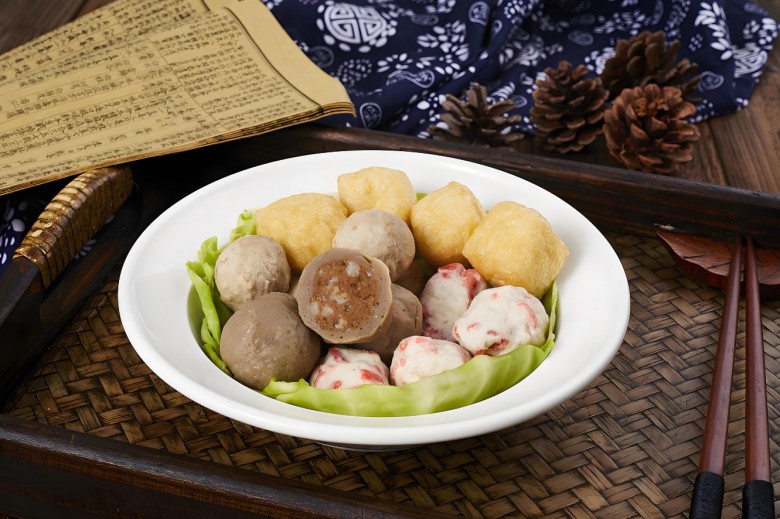 飞垚砂锅麻辣烫加盟