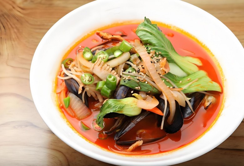 涛小匠干汁麻辣烫加盟