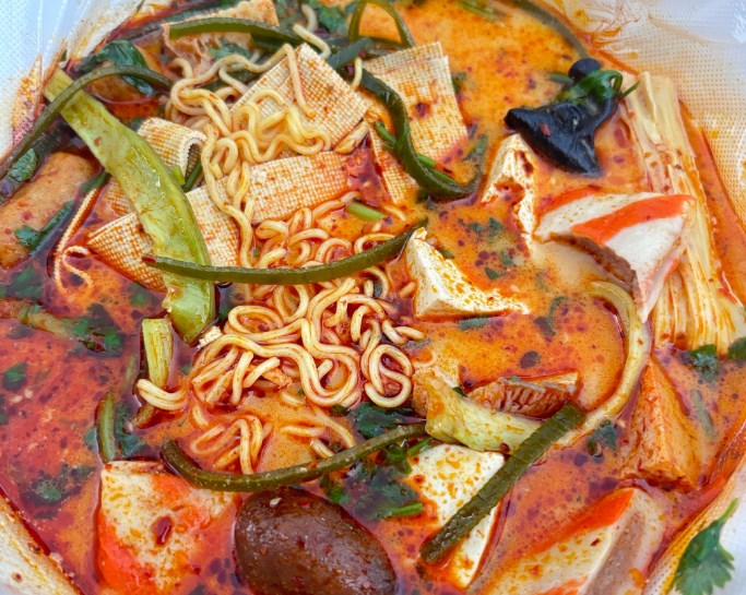 张义峰麻辣烫加盟