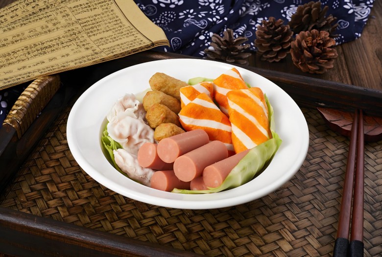 飞垚砂锅麻辣烫加盟