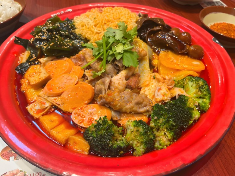 涛小匠干汁麻辣烫加盟