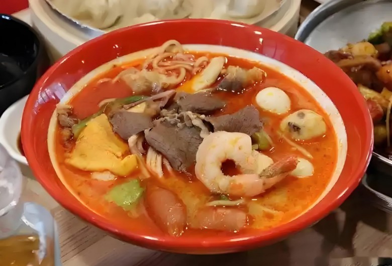 麻城辣府麻辣烫 麻城辣府麻辣烫