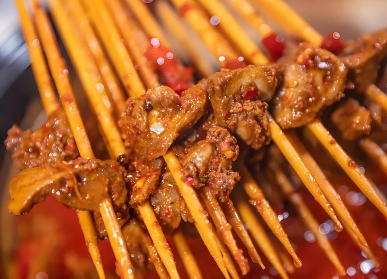 辣帝国串串香加盟