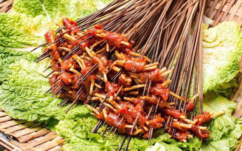 尊品味小郡肝串串香