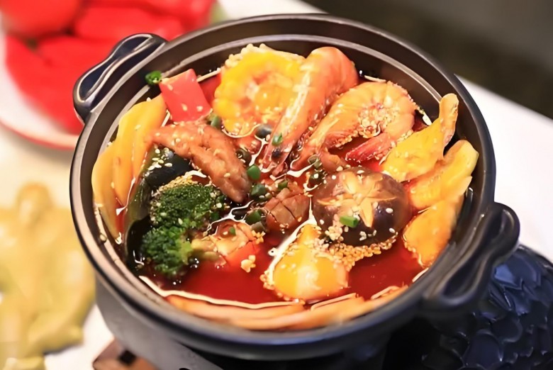 红九九麻辣烫加盟