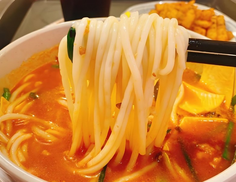 甩蛮蛮小锅米线