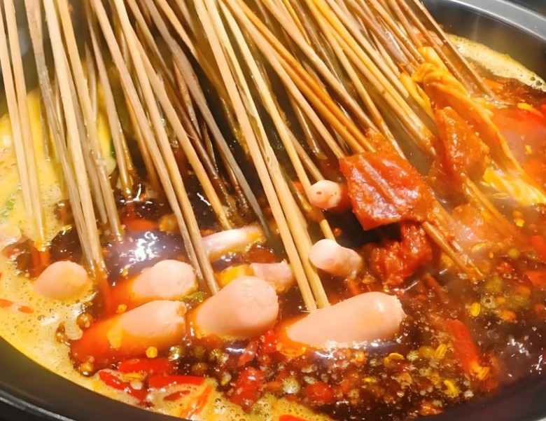 龙窑砂锅串串香加盟