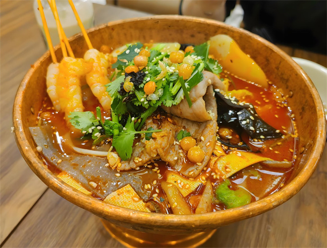 九街于记牛肉冒菜加盟