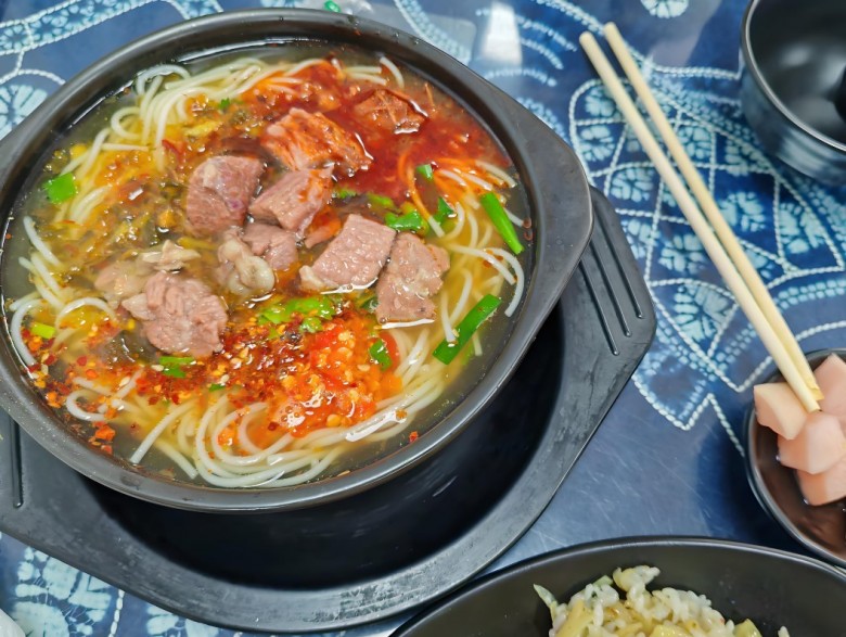 一米一线云南米线