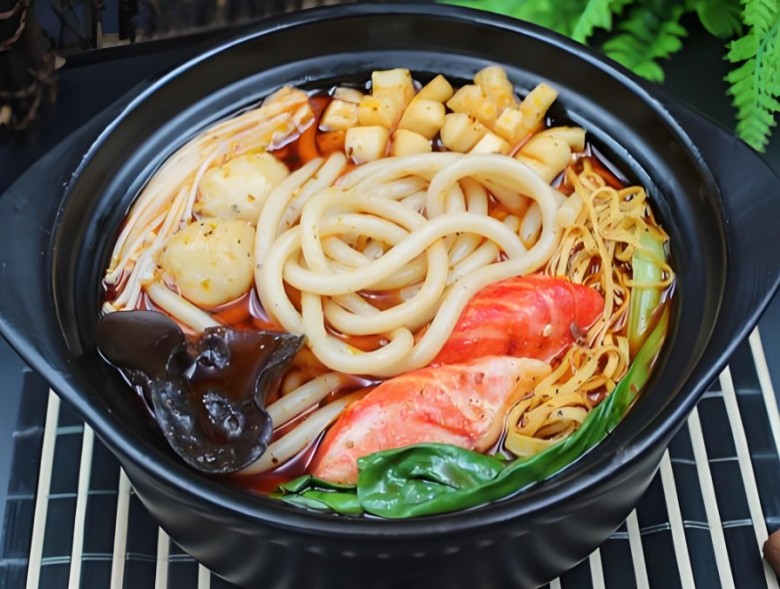 宫大嫂云南过桥米线