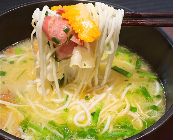 宫大嫂云南过桥米线