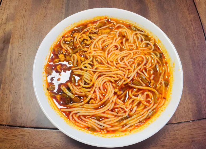 吃来吃去云南米线