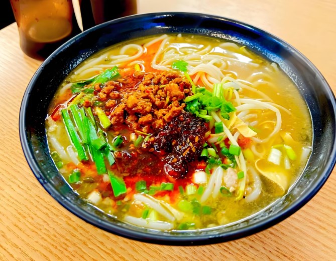 吃来吃去云南米线加盟