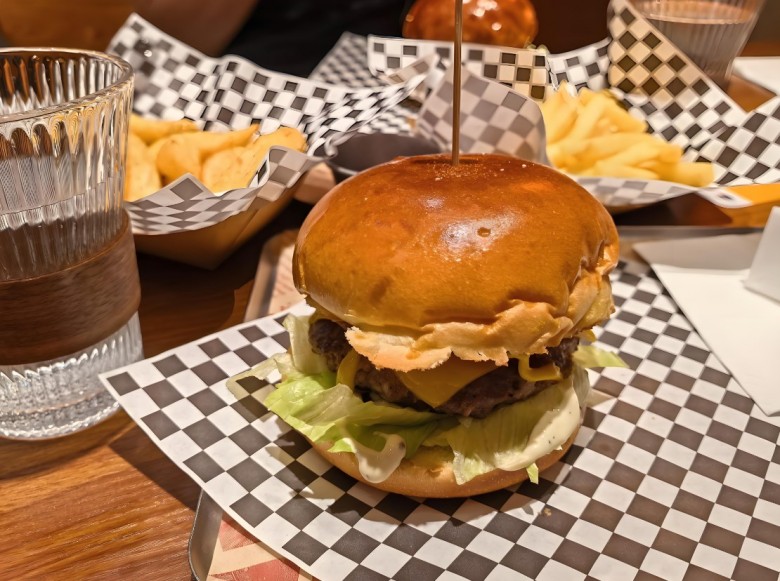 东方匠作中国汉堡加盟