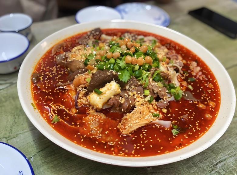 小不點(diǎn)冒菜加盟