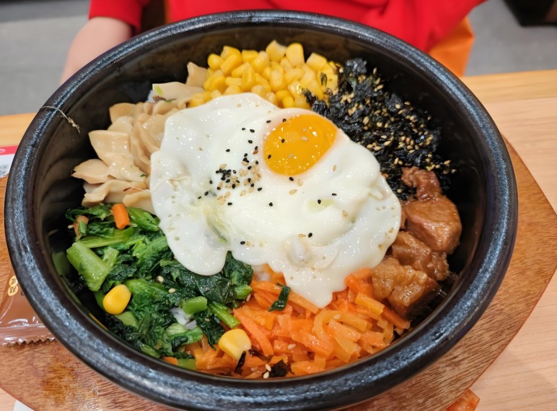 日式烤肉拌饭加盟