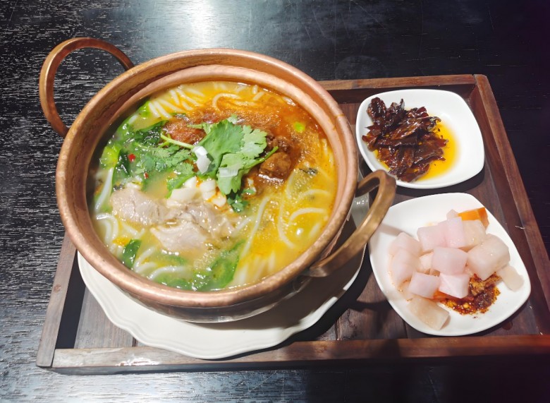 刘小仙过桥米线