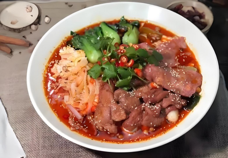 蜀小辣冒菜加盟