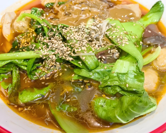 功夫煮骨汤麻辣烫加盟