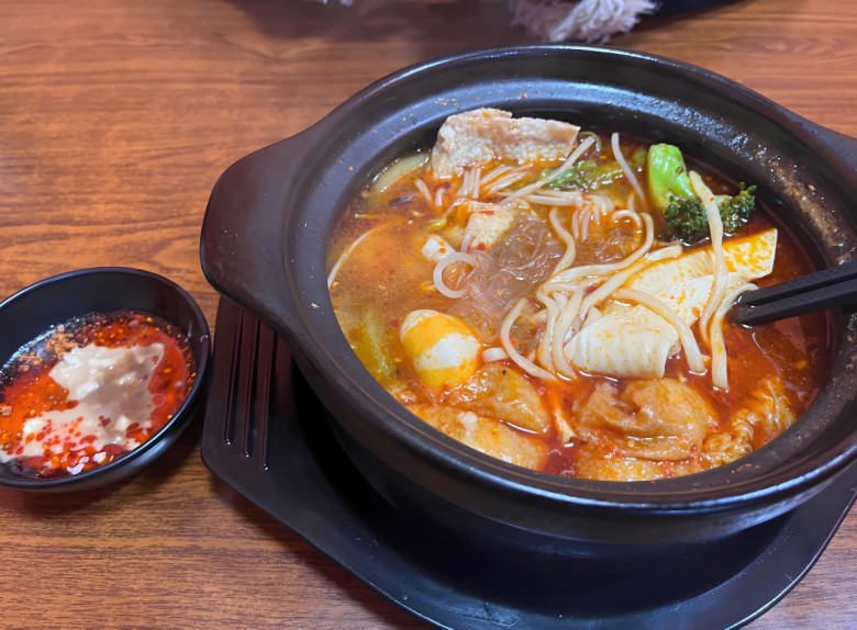 辣洋洋砂锅麻辣烫加盟