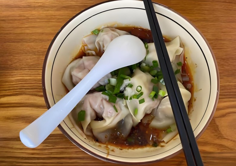 大餡三鮮餛飩加盟