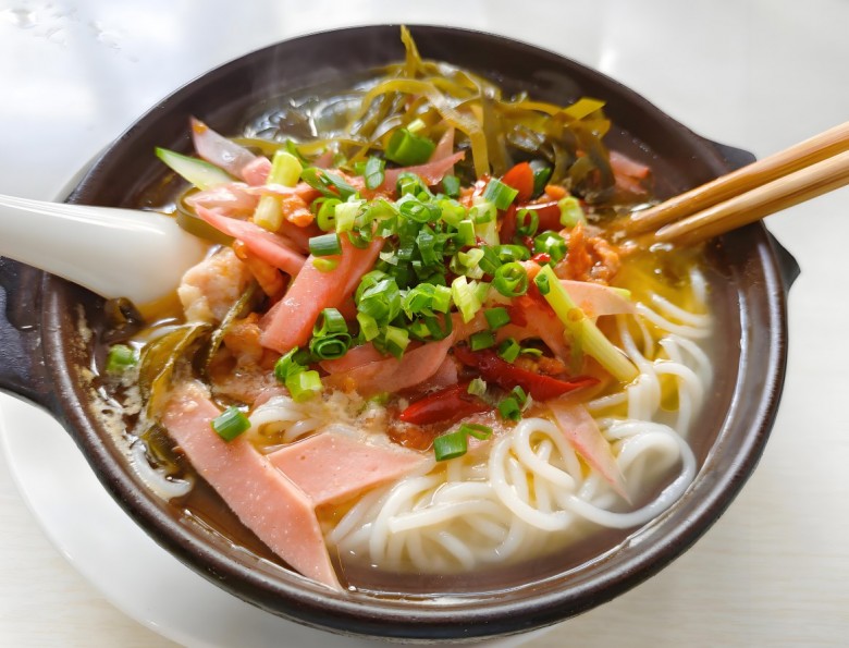 桥上郎过桥米线加盟