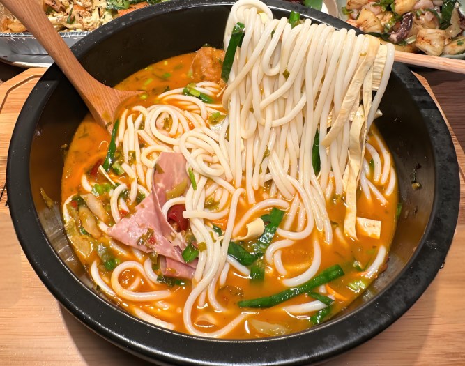 杨仔过桥米线加盟