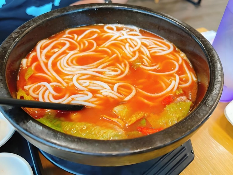 众一品过桥米线