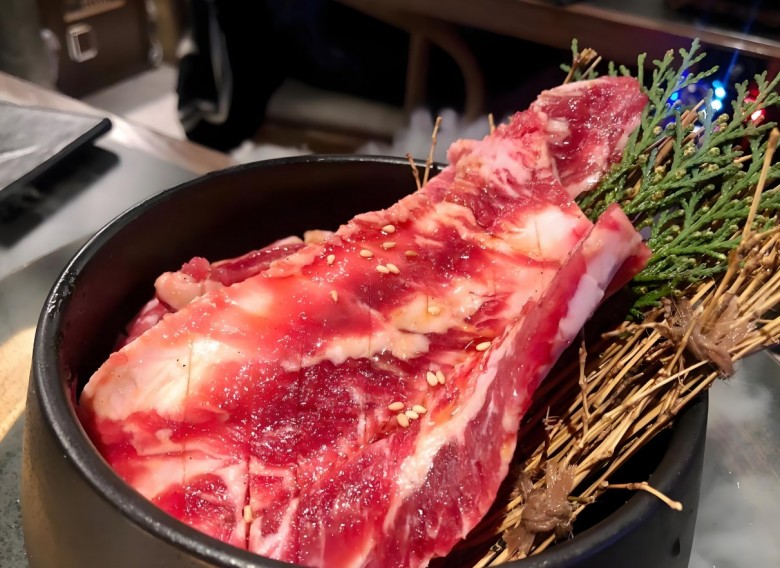 金三泰超级黑猪烤肉加盟