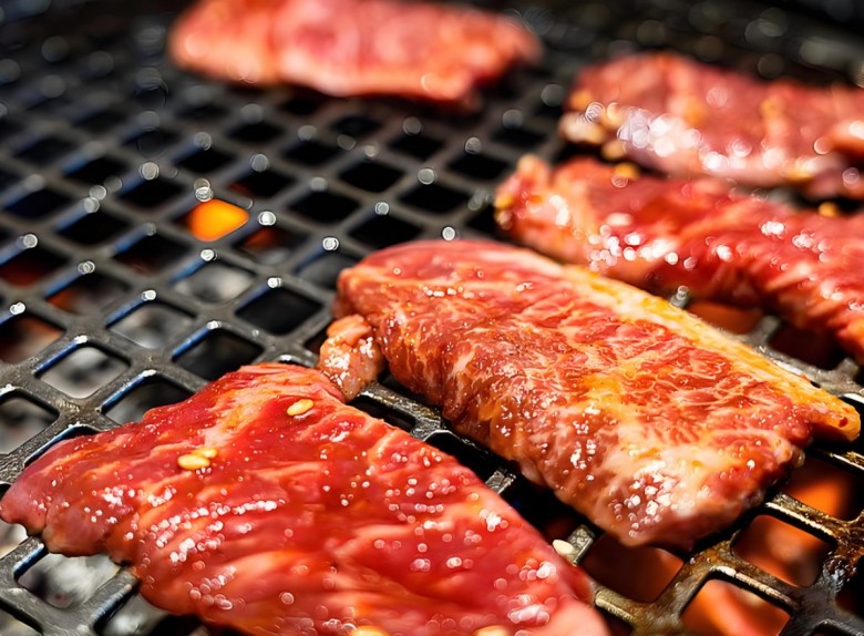 龙山烧肉日式烤肉加盟