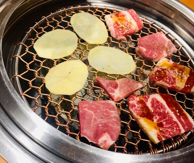 龙山烧肉日式烤肉