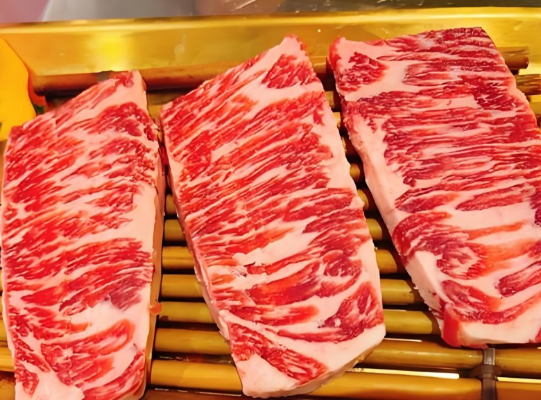 闻老头菊花炭烤肉