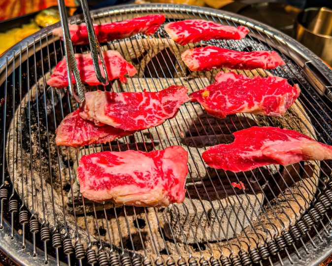 允辛家自助泥炉烤肉加盟