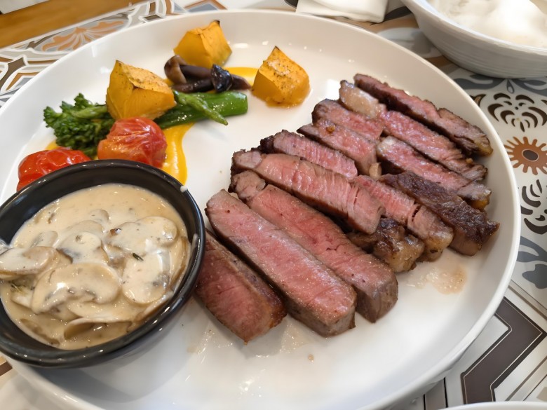 蘑菇家西餐厅加盟