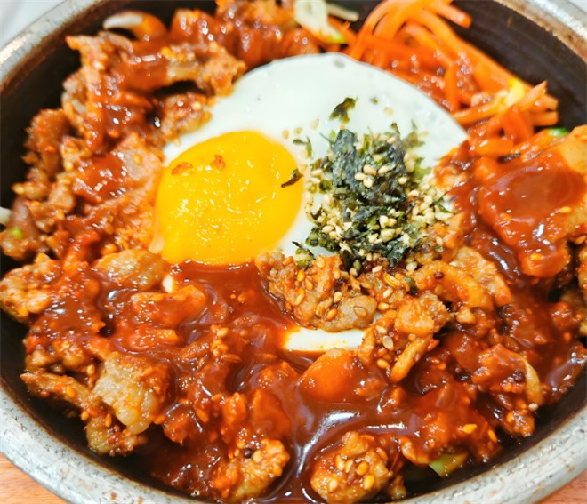 奇妙烤肉拌飯
